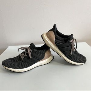 Women’s Adidas Ultraboost Running Shoes. SZ 9
